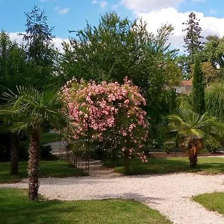 En Toute Simplicite * Ruffec (Charente)